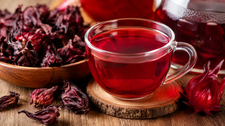### Té de Flor de Jamaica: Cómo Prepararlo y Disfrutar sus Beneficios como Parte de un Estilo de Vida Saludable 🌺☕